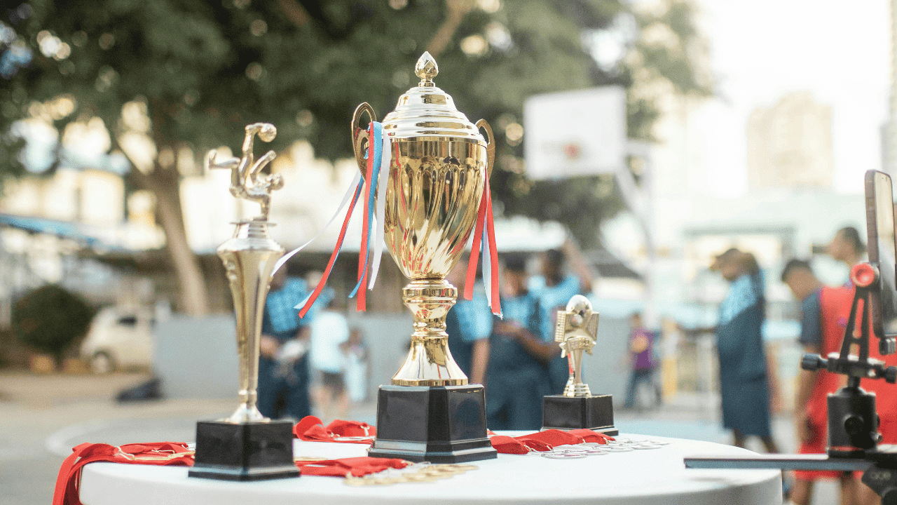 Commercialista sportivo trofei sportivi per festeggiamento